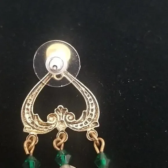 Chandelier Earrings Green 3 Rows Gold Post - Picture 10 of 11